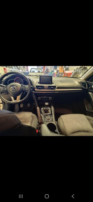 Mazda 3 2015
