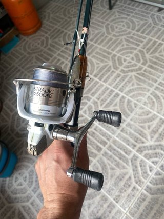 Carrete Shimano Stradic 500FB y cañas decarpfishin