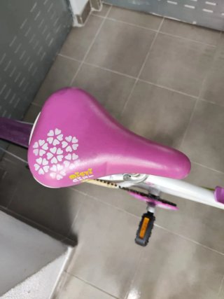 Bicicleta infantil Btwin rosa
