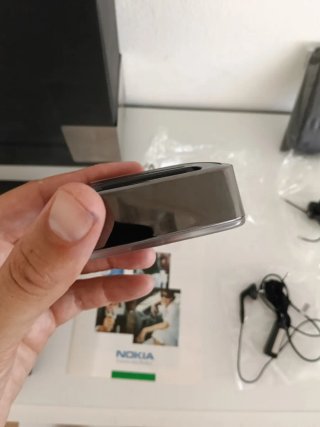Caja Nokia 8800