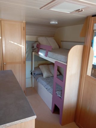 Alquilo caravana de menos de 750kg