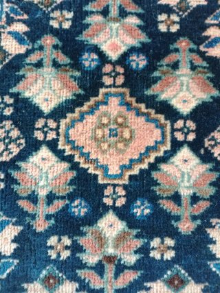 Alfombra persa pequeña lana azul rosa