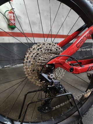 Bici eléc. Megamo Crave AL 10 talla L. Seminueva.