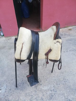 MONTURA VAQUERA