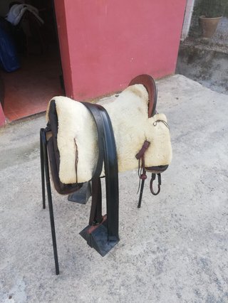 MONTURA VAQUERA