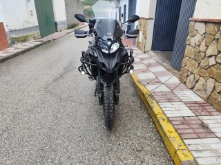 Benelli TRK 502 Adventure Negra