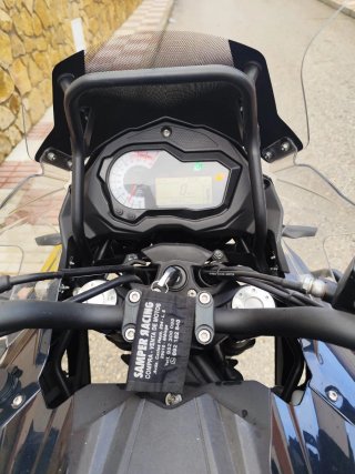 Benelli TRK 502 Adventure Negra