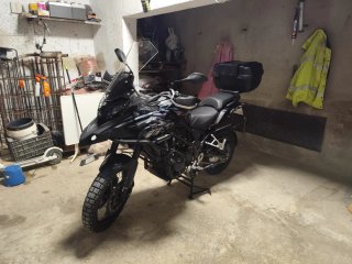 Benelli TRK 502 Adventure Negra