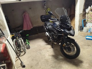 Benelli TRK 502 Adventure Negra