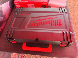 Caja maletin Herramienta Milwaukee FUEL SOLO CAJA