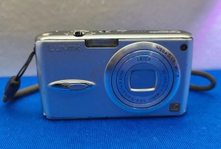 LOTE 4 FOTOCAMERE LUMIX NIKON OLYMPUS BENQ DA TESTARE