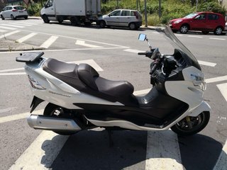 Suzuki Burgman 400cc