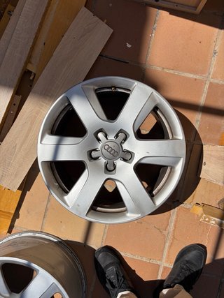 Llantas Audi 17” Originales Seminuevas