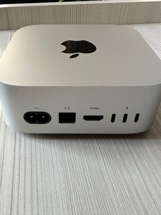 Mac mini M4 16GB RAM 256GB SSD Plata