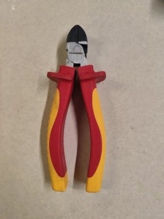 Alicates de corte eléctricos marca XHANDER