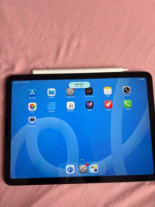 iPad Air 4ª Gen + Accesorios