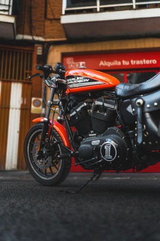 Harley Davidson 883 Sportster XL Naranja