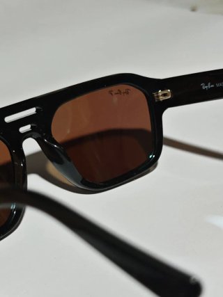 Gafas de Sol Polarizadas Cuadradas Azul y Negro