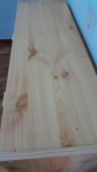 Zapatero de madera