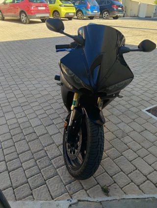 Yamaha R6