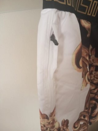 Shorts Sinners Attire Estilo Barroco Dorado