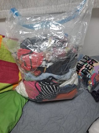 Saco de ropa variado: adidas mango, desigual, hym