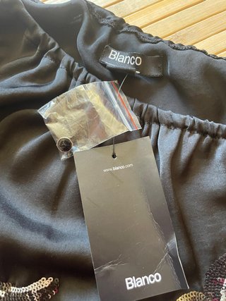 Blusa asimétrica negra satén; XS (eq.S); nueva