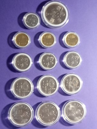 14 M. Antiguas de Pesetas 1980*80, *81, *82