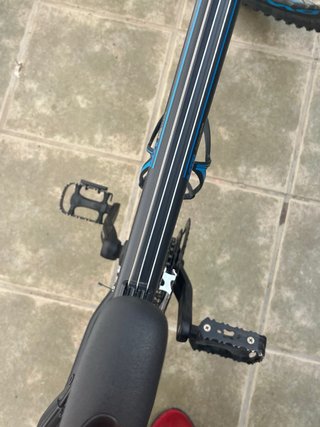 Bicicleta de montaña negra