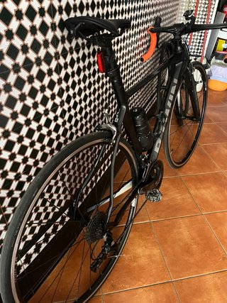 Bicicleta de carretera de carbono