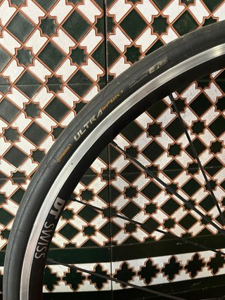 Bicicleta de carretera de carbono