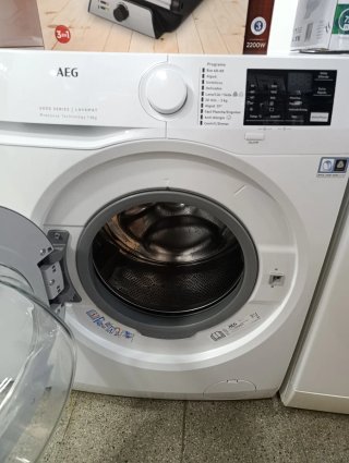 Lavadora AEG 8kg 1200rpm A+++