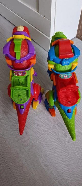 Sperzing  dinosaurios multicolores