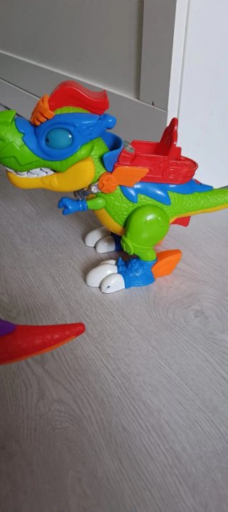 Sperzing  dinosaurios multicolores
