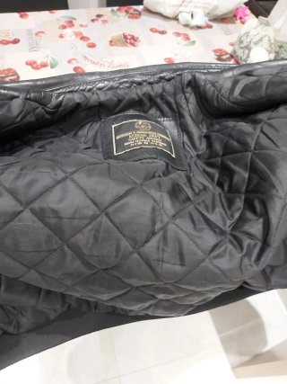 Chaqueta de cuero negra