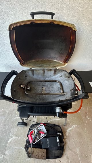Barbacoa Weber Q2000