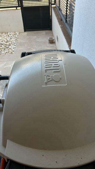 Barbacoa Weber Q2000