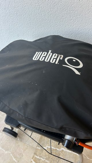 Barbacoa Weber Q2000