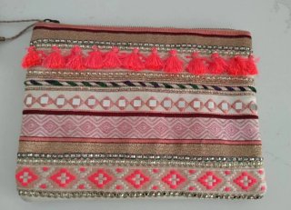 Bolso de mano.