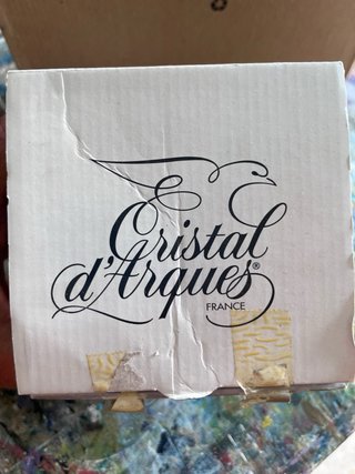 Escultura de delfín de cristal