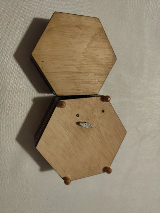 Joyeros antiguos de madera con incrustaciones