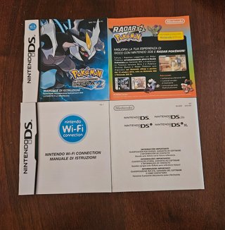 Pokémon Nera 2 (SOLO custodia e manuali) - DS