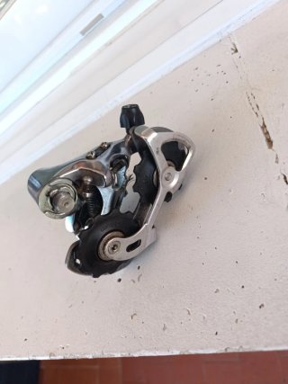 Desviador trasero Shimano 105