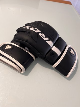 Guantillas RDX MMA Negras practicamente nuevas