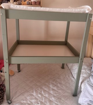 Cambiador bebé IKEA + colchoneta inflable