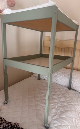Cambiador bebé IKEA + colchoneta inflable