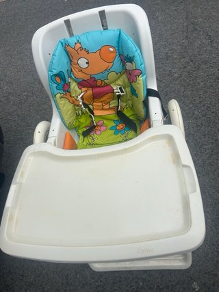 Trona de bebé con cojín estampado