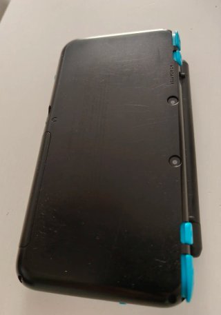 Nintendo 2DS XL Nero/Blu + Accessori
