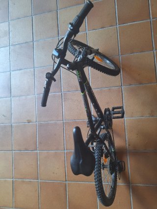 Bicicleta Rockrider ST 500 20 Niños