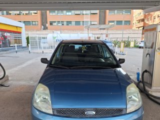 Ford Fiesta 1.4i 80 cv 166.000 klms año 2004